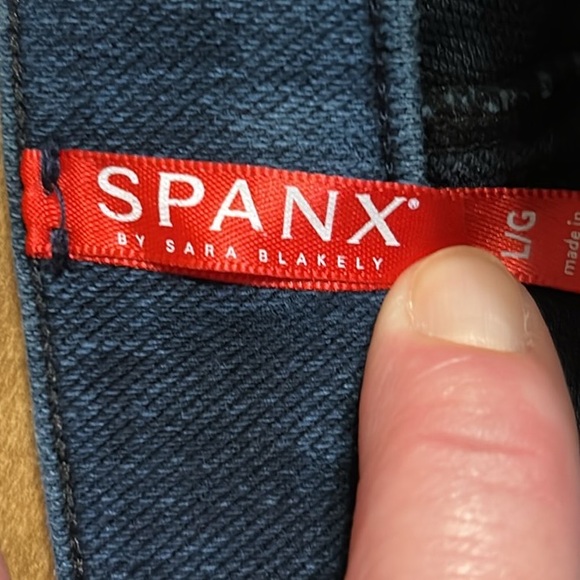 Spanx Women’s Large Denim Jegging Skinny Jeans - High Rise Dark Wash Pull-On
W - Picture 5 of 15